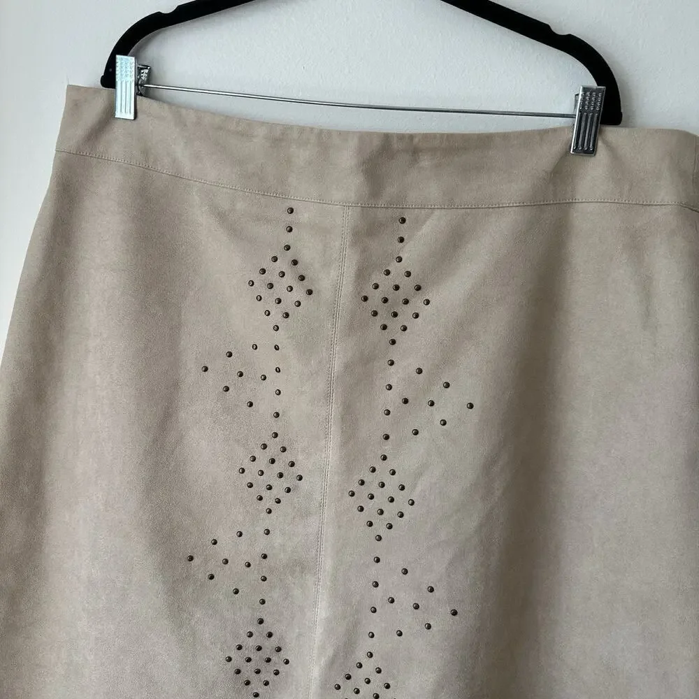 Chico’s Faux Suede Embellished Skirt‎ Back Zip Cream Womens Size 3 US XL